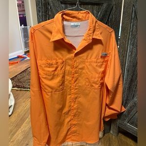 PFG Columbia fishing shirt